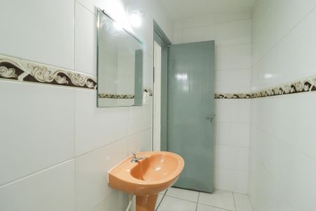 Casa para alugar com 70m², 1 quarto e sem vaga Casa para alugar com 70m², 1 quarto e sem vagaBanheiro