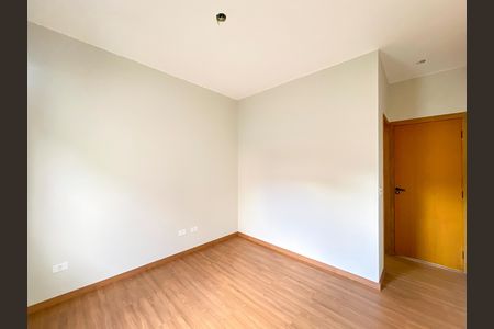 Casa à venda com 133m², 3 quartos e 2 vagas Casa à venda com 133m², 3 quartos e 2 vagasSuíte 3