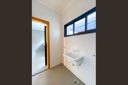 Casa à venda com 133m², 3 quartos e 2 vagas Casa à venda com 133m², 3 quartos e 2 vagasÁrea de Serviço