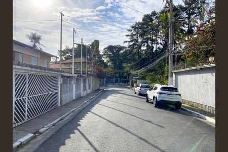 Casa à venda com 133m², 3 quartos e 2 vagas Casa à venda com 133m², 3 quartos e 2 vagasVista da Rua