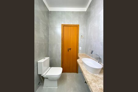 Casa à venda com 133m², 3 quartos e 2 vagas Casa à venda com 133m², 3 quartos e 2 vagasBanheiro da Suíte 3