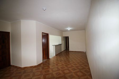 Sala de casa para alugar com 3 quartos, 194m² em Jardim Vera Cruz, Sorocaba