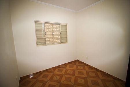 Casa para alugar com 194m², 3 quartos e 3 vagas Casa para alugar com 194m², 3 quartos e 3 vagasQuarto 1