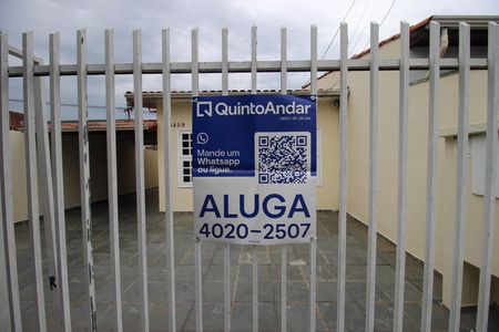 Casa para alugar com 194m², 3 quartos e 3 vagas Casa para alugar com 194m², 3 quartos e 3 vagasPlaca