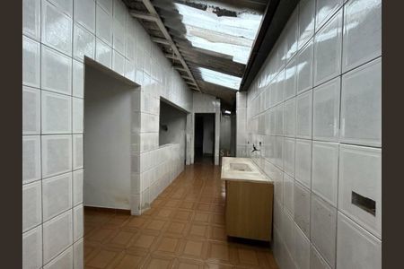 Casa à venda com 60m², 2 quartos e 2 vagas