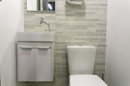 Apartamento à venda com 144m², 2 quartos e 2 vagasBanheiro de Serviço