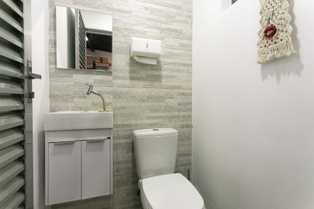 Apartamento à venda com 144m², 2 quartos e 2 vagasBanheiro de Serviço