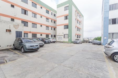 Apartamento à venda com 48m², 2 quartos e sem vaga Apartamento à venda com 48m², 2 quartos e sem vagaGaragem