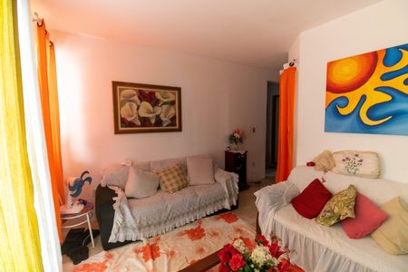 Sala de casa à venda com 2 quartos, 70m² em Engenho do Mato, Niterói