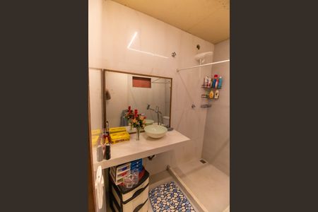 Casa para alugar com 70m², 2 quartos e 1 vaga Casa para alugar com 70m², 2 quartos e 1 vagaBanheiro da Suíte