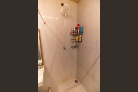Casa para alugar com 70m², 2 quartos e 1 vaga Casa para alugar com 70m², 2 quartos e 1 vagaBanheiro da Suíte