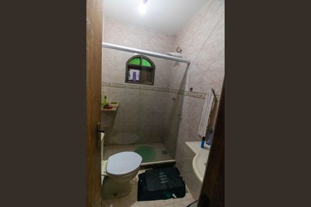 Casa para alugar com 70m², 2 quartos e 1 vaga Casa para alugar com 70m², 2 quartos e 1 vagaBanheiro Social