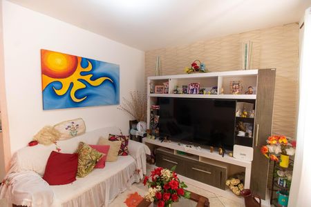 Casa para alugar com 70m², 2 quartos e 1 vaga Casa para alugar com 70m², 2 quartos e 1 vagaSala