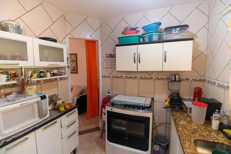 Casa para alugar com 70m², 2 quartos e 1 vaga Casa para alugar com 70m², 2 quartos e 1 vagaCozinha
