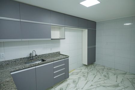 Casa à venda com 94m², 2 quartos e 1 vaga Casa à venda com 94m², 2 quartos e 1 vagaCozinha