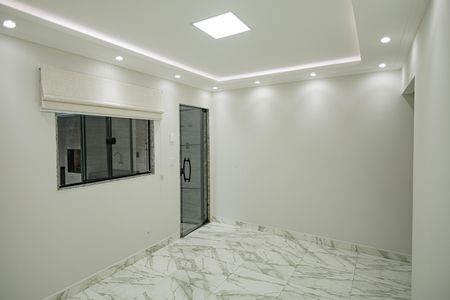 Sala de casa à venda com 2 quartos, 94m² em Campo Grande, Rio de Janeiro