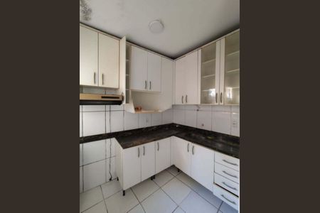 Cozinha de apartamento para alugar com 2 quartos, 77m² em Rio Branco, Porto Alegre