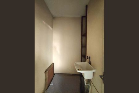 Apartamento para alugar com 77m², 2 quartos e sem vagaÁrea de serviço