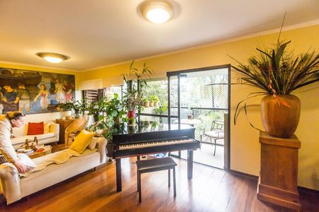 Apartamento à venda com 168m², 3 quartos e 2 vagas Apartamento à venda com 168m², 3 quartos e 2 vagasSala