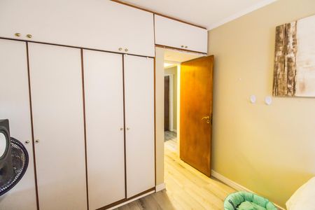 Apartamento à venda com 168m², 3 quartos e 2 vagas Apartamento à venda com 168m², 3 quartos e 2 vagasQuarto 2
