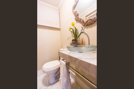 Apartamento à venda com 168m², 3 quartos e 2 vagas Apartamento à venda com 168m², 3 quartos e 2 vagasLavabo