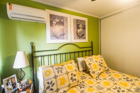 Apartamento à venda com 168m², 3 quartos e 2 vagas Apartamento à venda com 168m², 3 quartos e 2 vagasSuíte