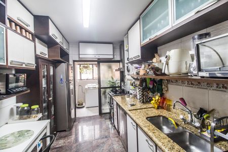 Apartamento à venda com 168m², 3 quartos e 2 vagas Apartamento à venda com 168m², 3 quartos e 2 vagasCozinha