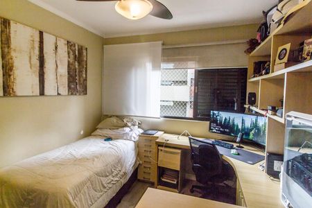 Apartamento à venda com 168m², 3 quartos e 2 vagas Apartamento à venda com 168m², 3 quartos e 2 vagasQuarto 2