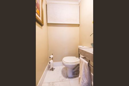 Apartamento à venda com 168m², 3 quartos e 2 vagas Apartamento à venda com 168m², 3 quartos e 2 vagasLavabo