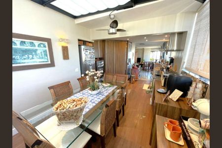 Apartamento à venda com 3 quartos, 220m² em Vila Mascote, São Paulo