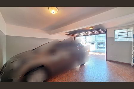Casa à venda com 165m², 3 quartos e 3 vagas Casa à venda com 165m², 3 quartos e 3 vagasGaragem