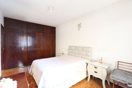 Casa à venda com 165m², 3 quartos e 3 vagasQuarto 2