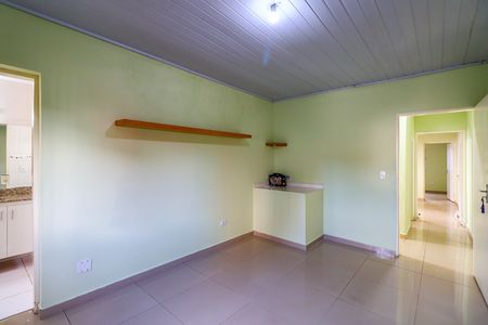 Casa à venda com 110m², 4 quartos e 1 vaga