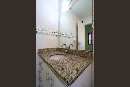 Casa à venda com 110m², 4 quartos e 1 vaga