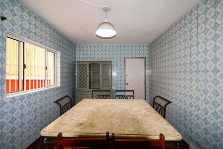 Casa à venda com 110m², 4 quartos e 1 vaga