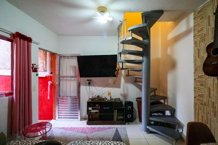 Casa à venda com 110m², 4 quartos e 1 vaga