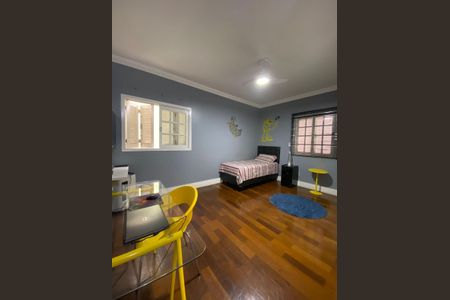 Casa de condomínio à venda com 320m², 5 quartos e 5 vagasQuarto