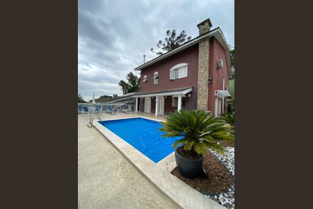 Casa de condomínio à venda com 320m², 5 quartos e 5 vagasPiscina