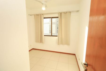 Apartamento para alugar com 98m², 4 quartos e 2 vagas Apartamento para alugar com 98m², 4 quartos e 2 vagasQuarto 2