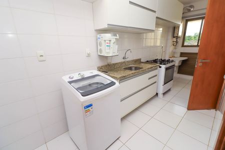 Apartamento para alugar com 98m², 4 quartos e 2 vagas Apartamento para alugar com 98m², 4 quartos e 2 vagasCozinha