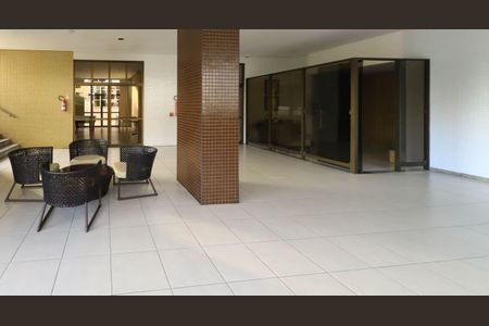 Apartamento para alugar com 98m², 4 quartos e 2 vagas Apartamento para alugar com 98m², 4 quartos e 2 vagasHall de entrada