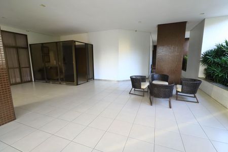 Apartamento para alugar com 98m², 4 quartos e 2 vagas Apartamento para alugar com 98m², 4 quartos e 2 vagasHall de entrada