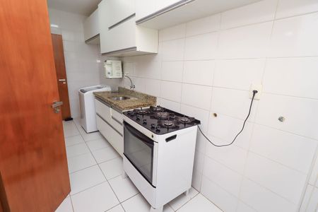 Apartamento para alugar com 98m², 4 quartos e 2 vagas Apartamento para alugar com 98m², 4 quartos e 2 vagasCozinha