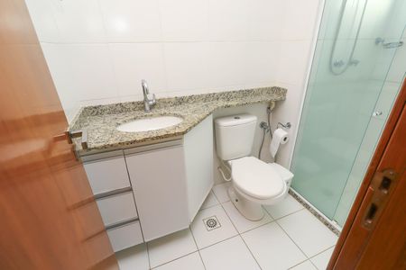 Apartamento para alugar com 98m², 4 quartos e 2 vagas Apartamento para alugar com 98m², 4 quartos e 2 vagasBanheiro Social
