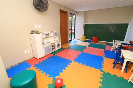 Apartamento para alugar com 98m², 4 quartos e 2 vagas Apartamento para alugar com 98m², 4 quartos e 2 vagasBrinquedoteca