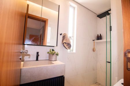 Apartamento para alugar com 62m², 2 quartos e 2 vagas Apartamento para alugar com 62m², 2 quartos e 2 vagasBanheiro da Suíte