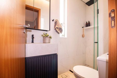 Apartamento para alugar com 62m², 2 quartos e 2 vagas Apartamento para alugar com 62m², 2 quartos e 2 vagasBanheiro da Suíte