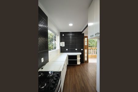 Casa para alugar com 65m², 2 quartos e 1 vagaCozinha