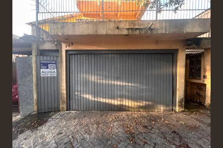 Casa para alugar com 65m², 2 quartos e 1 vaga Casa para alugar com 65m², 2 quartos e 1 vagaFachada