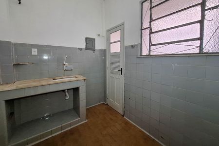 Apartamento para alugar com 107m², 2 quartos e 1 vaga Apartamento para alugar com 107m², 2 quartos e 1 vagaCozinha